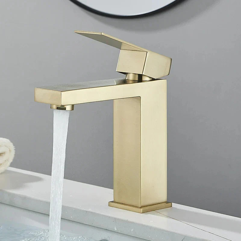Stylish Black Faucet for Modern Bathroom Sink