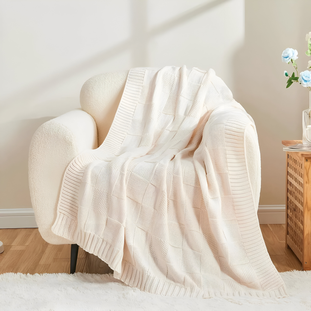 Cozy Plaid Knitted Blanket Black and White