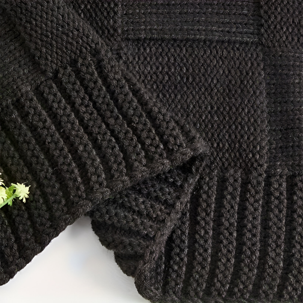 Cozy Plaid Knitted Blanket Black and White