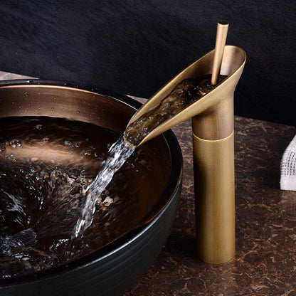 Traditional Vintage Bathroom Faucet