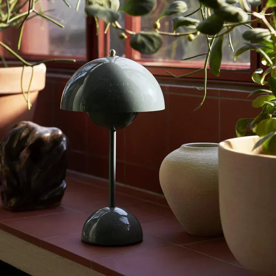 Befez | Contemporary Soft Glow Table Lamp - Befez