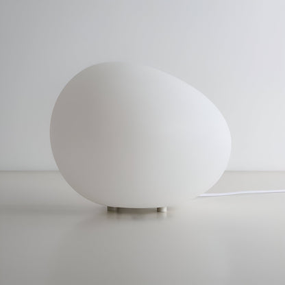 Simple Modern Round Metal Table Light