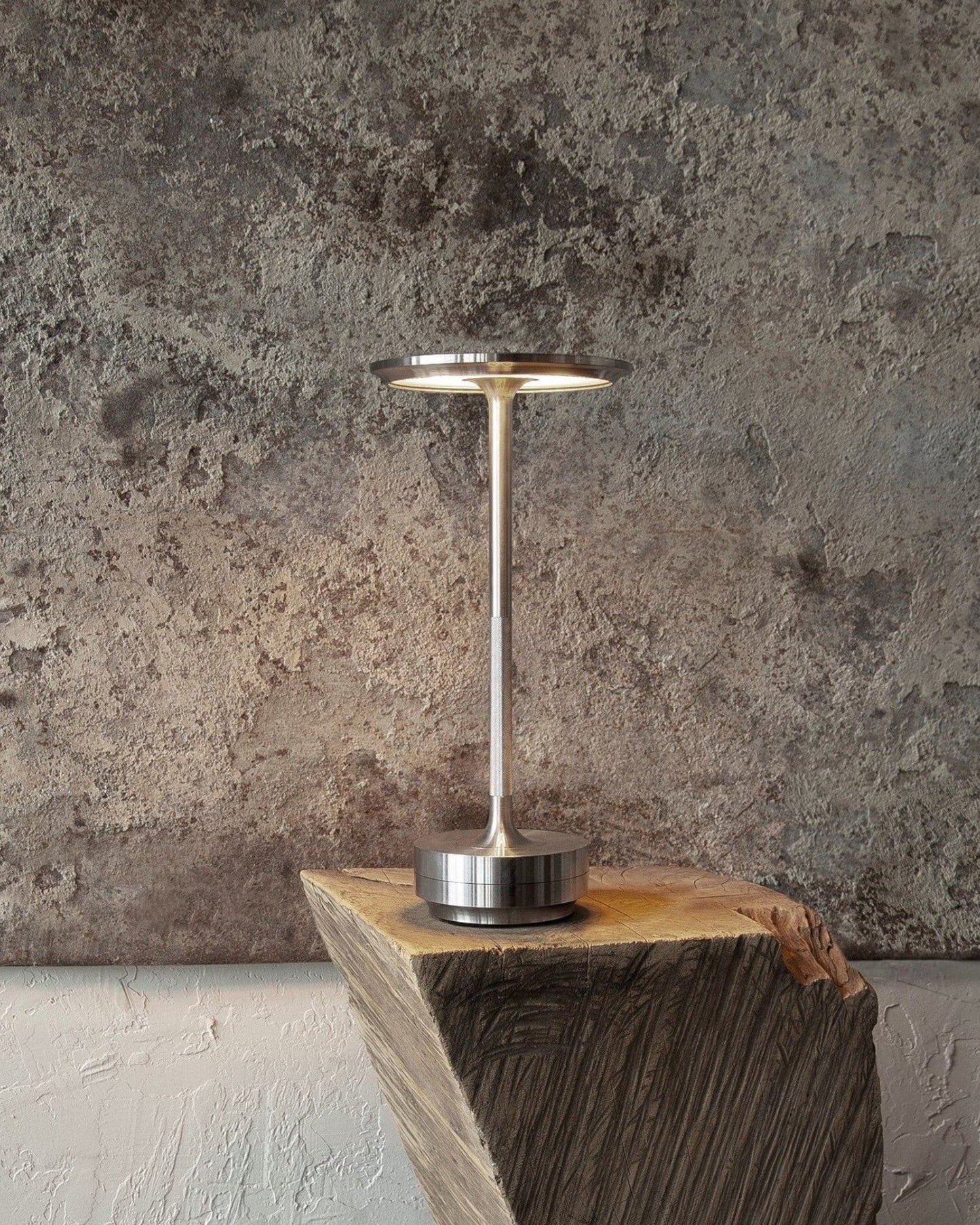 Modern Wireless Desk Lamp for Home Lighting