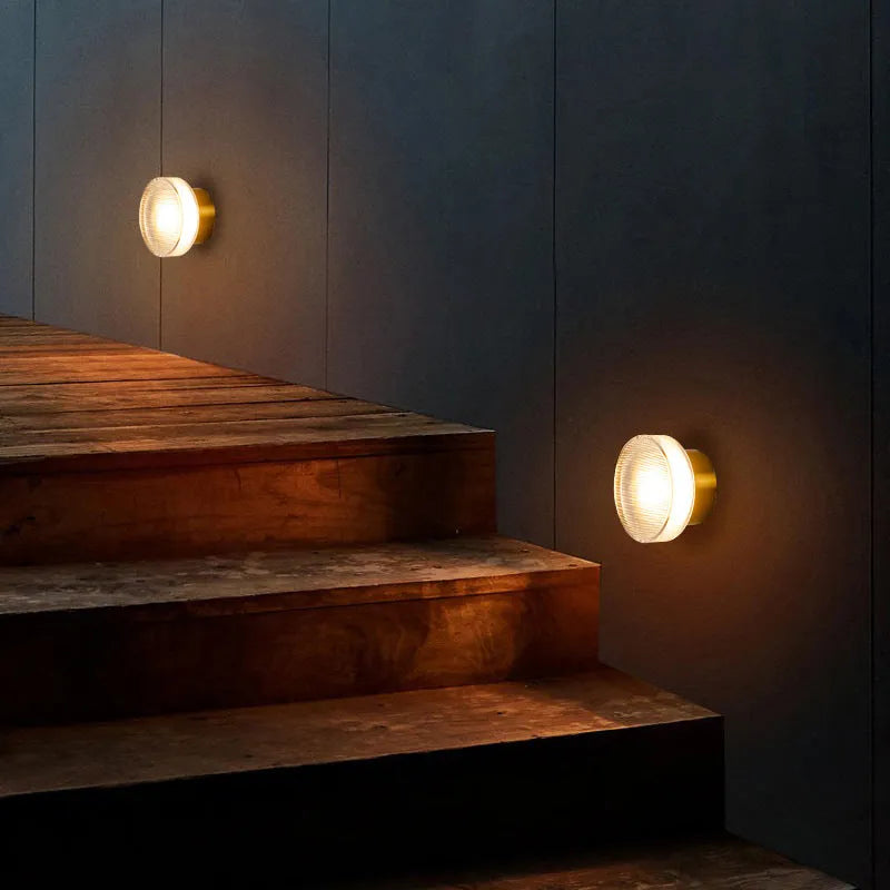 Compact Metal Wall Light Modern Round Shade