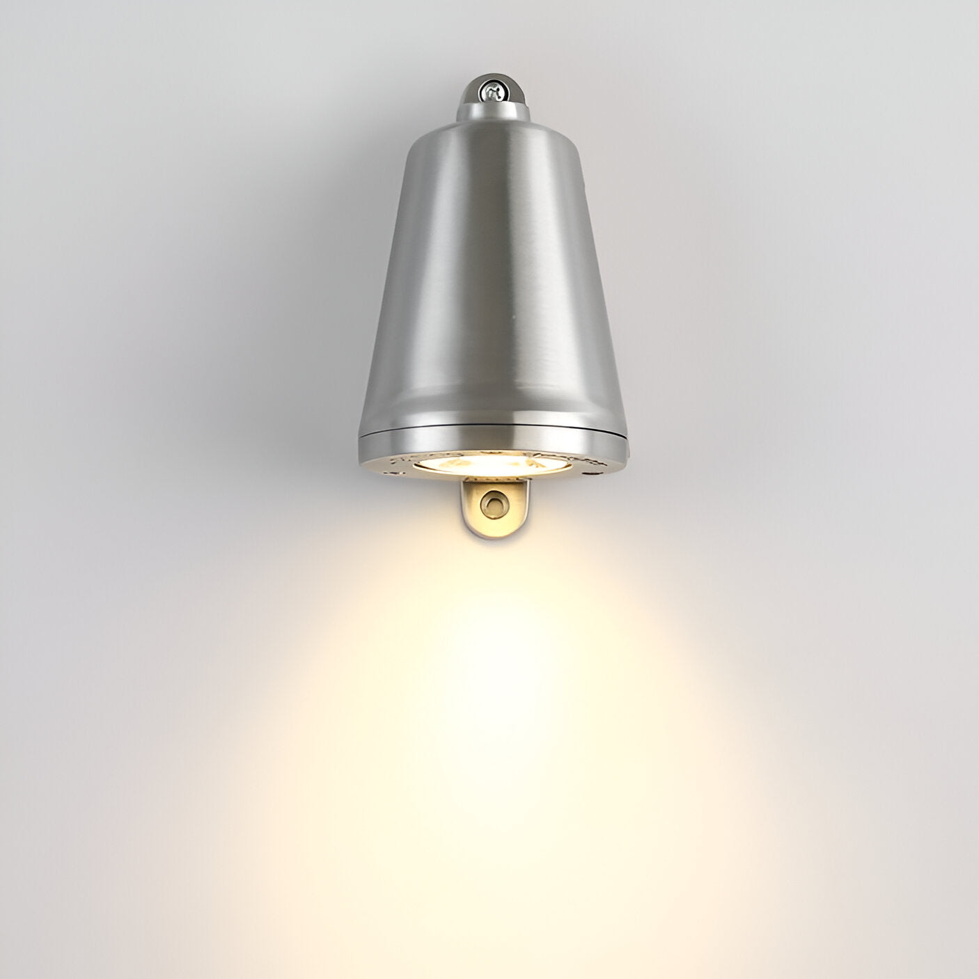 Simple Modern LED Outdoor Light