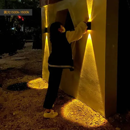 Befez | Modern Outdoor Solar Lamp - Durable and Easy Install