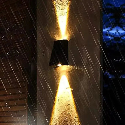 Befez | Modern Outdoor Solar Lamp - Durable and Easy Install