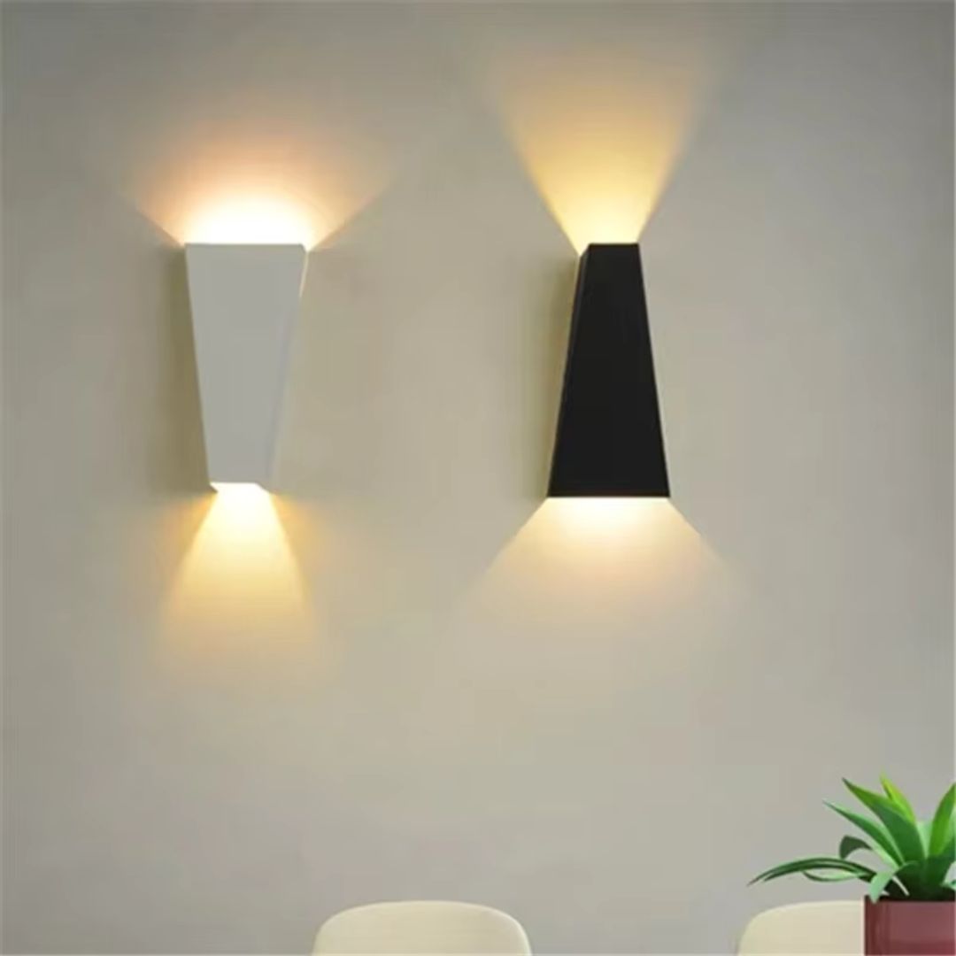Elegant Modular LED Wall Light for Home Decor