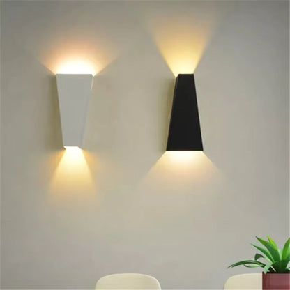 Elegant Modular LED Wall Light for Home Decor