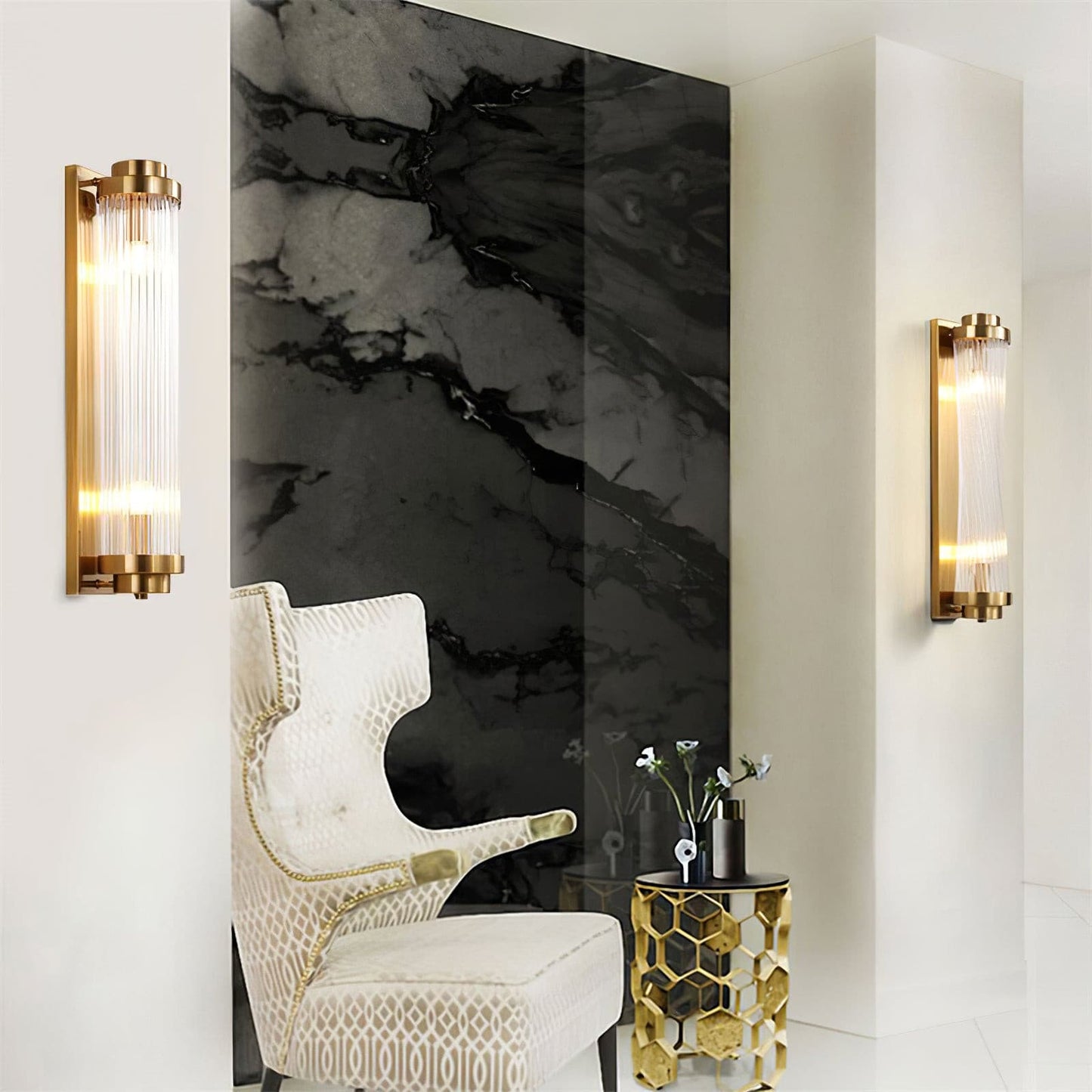 Classic Glass LED Wall Light in Vintage Design