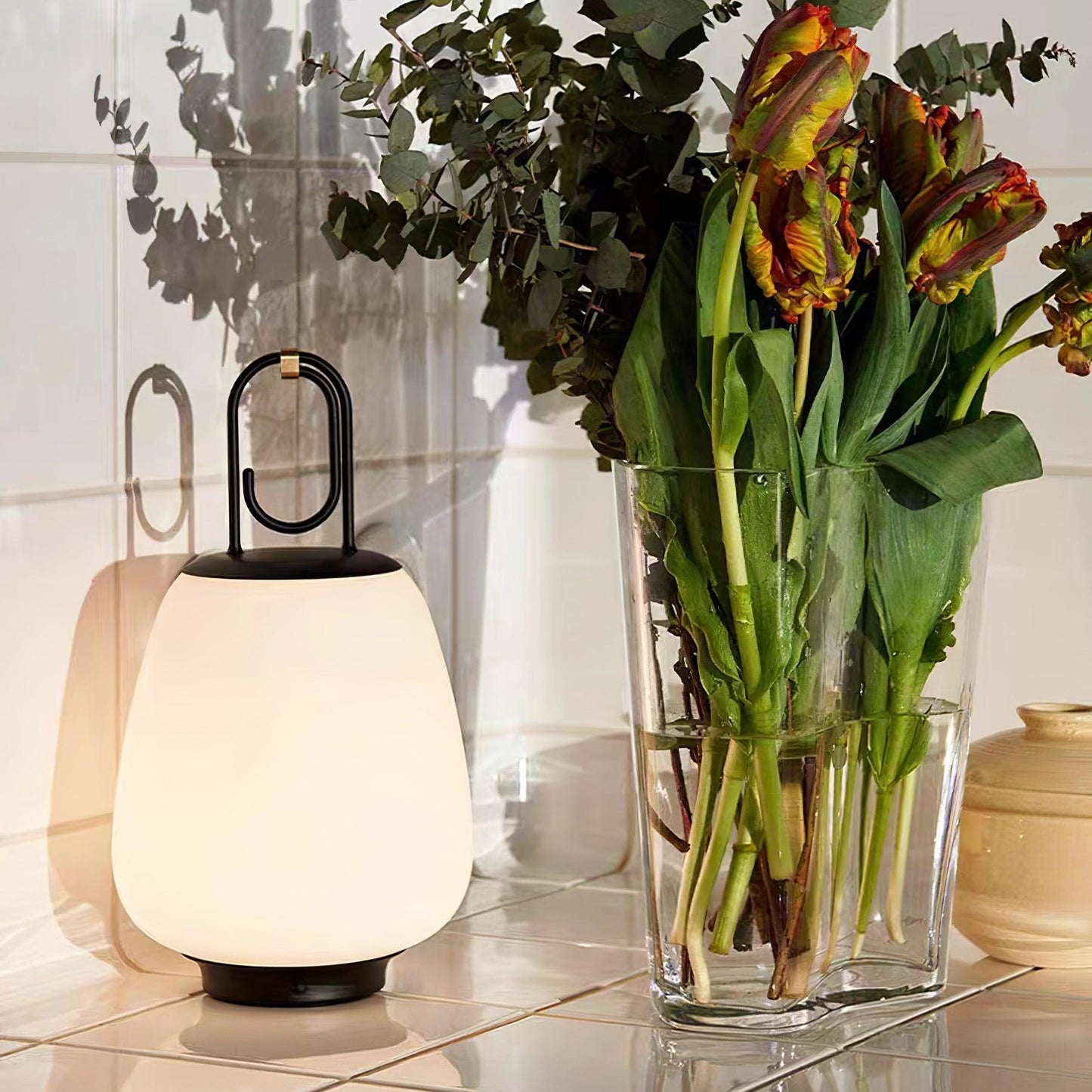 Classic Style Lantern Cable Lamp with Elegant Design