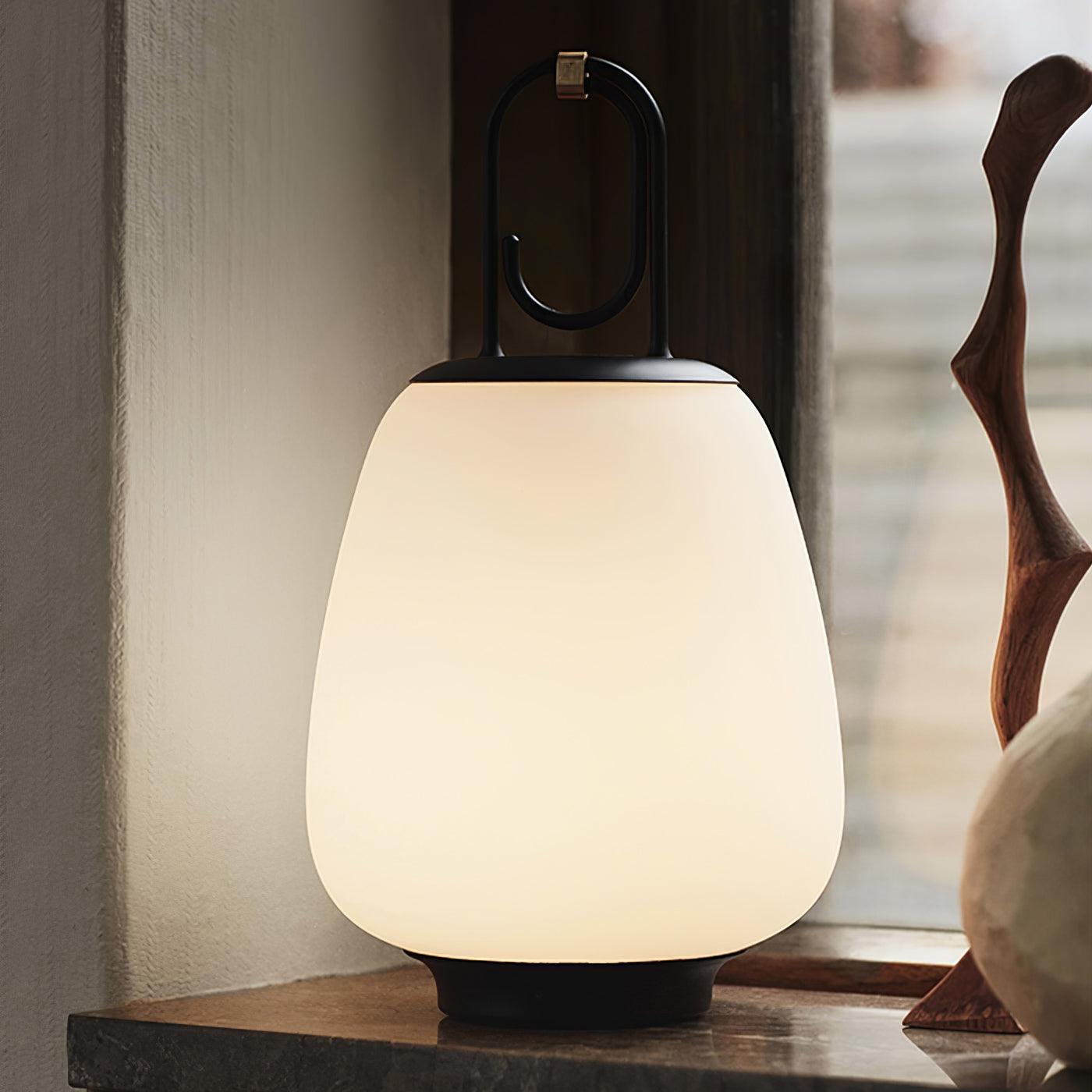 Classic Style Lantern Cable Lamp with Elegant Design