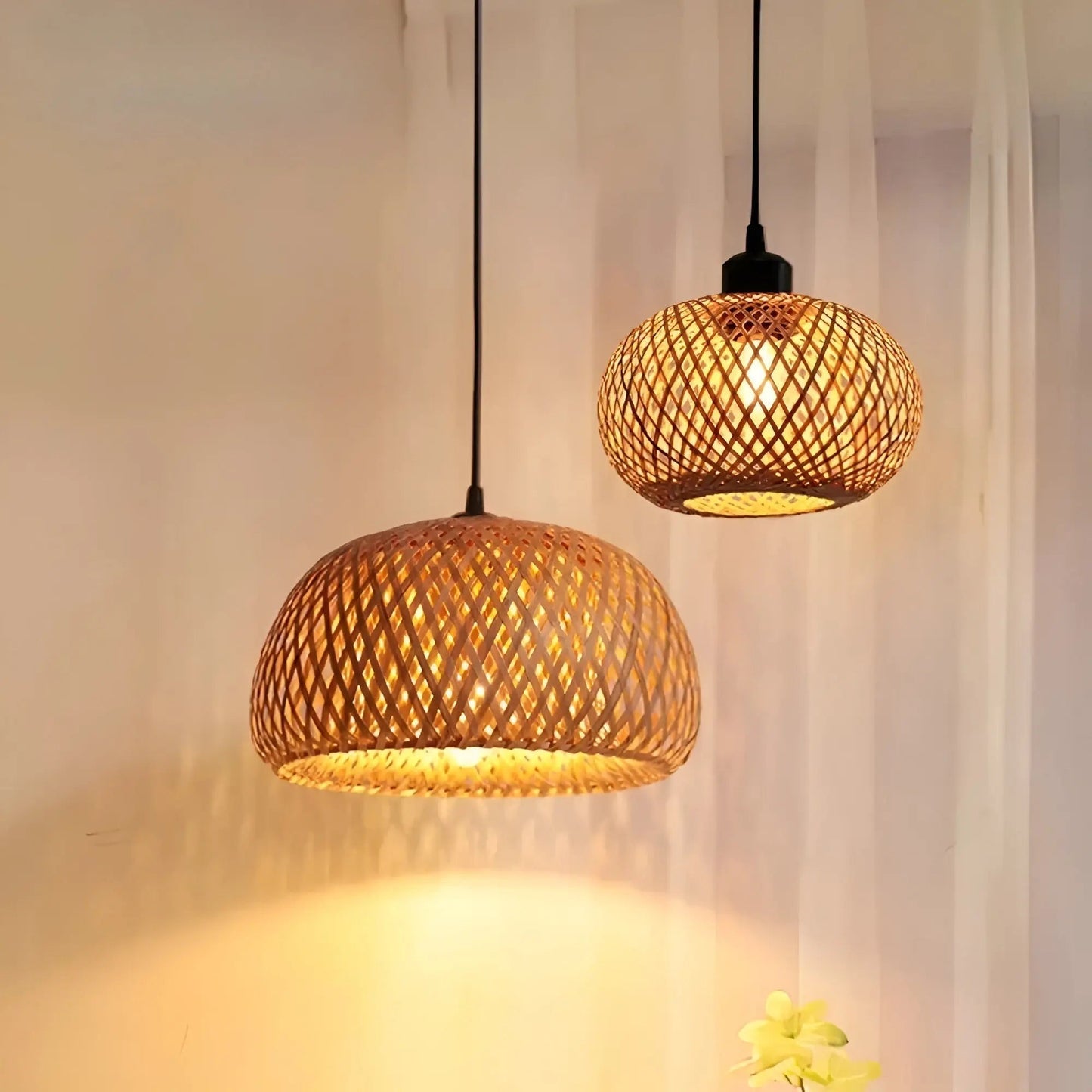 Stylish Woven Pendant Lamp