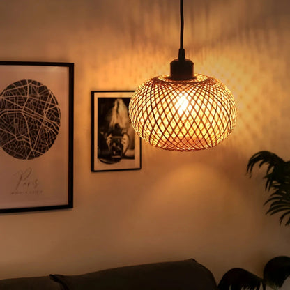 Stylish Woven Pendant Lamp
