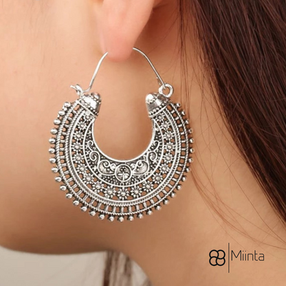 Luxurious Silver Filigree Drop Earrings