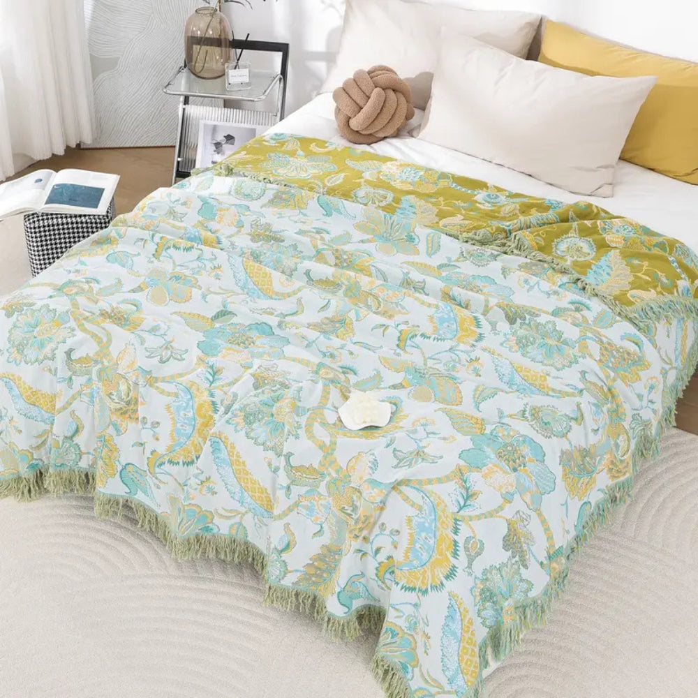 Soft Floral Pattern Throw Blanket