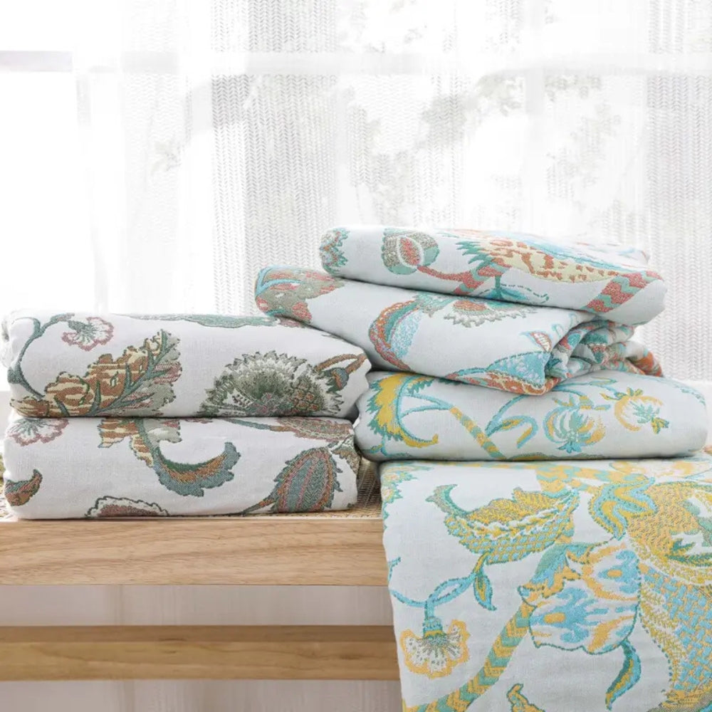 Soft Floral Pattern Throw Blanket
