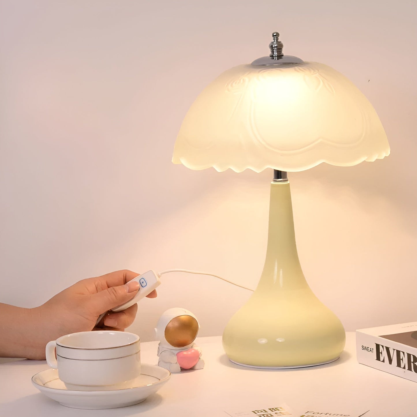 Classic Mushroom Table Lamp with Dimmable LED Light
