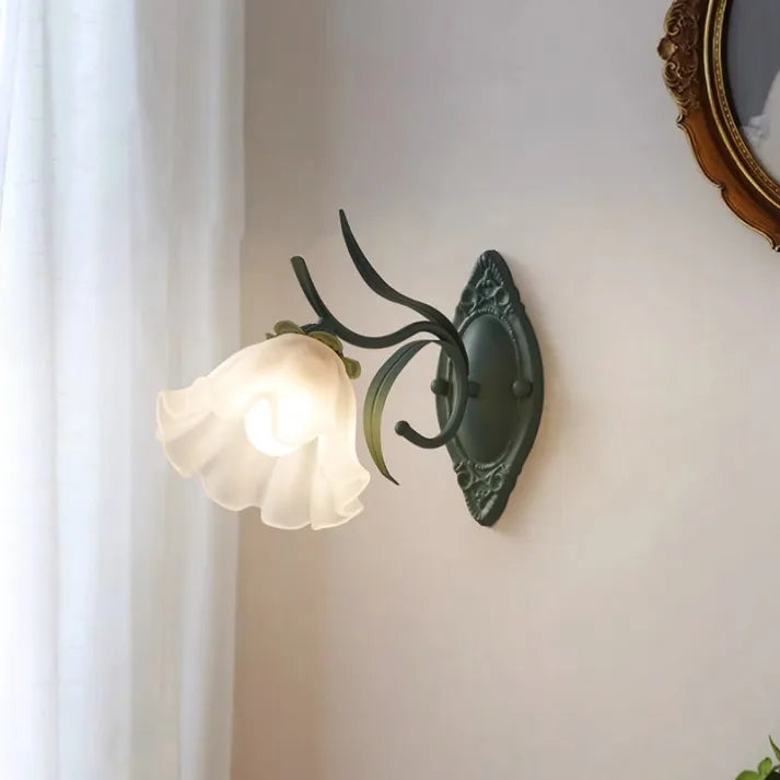 Beautiful Floral Wall Lamp