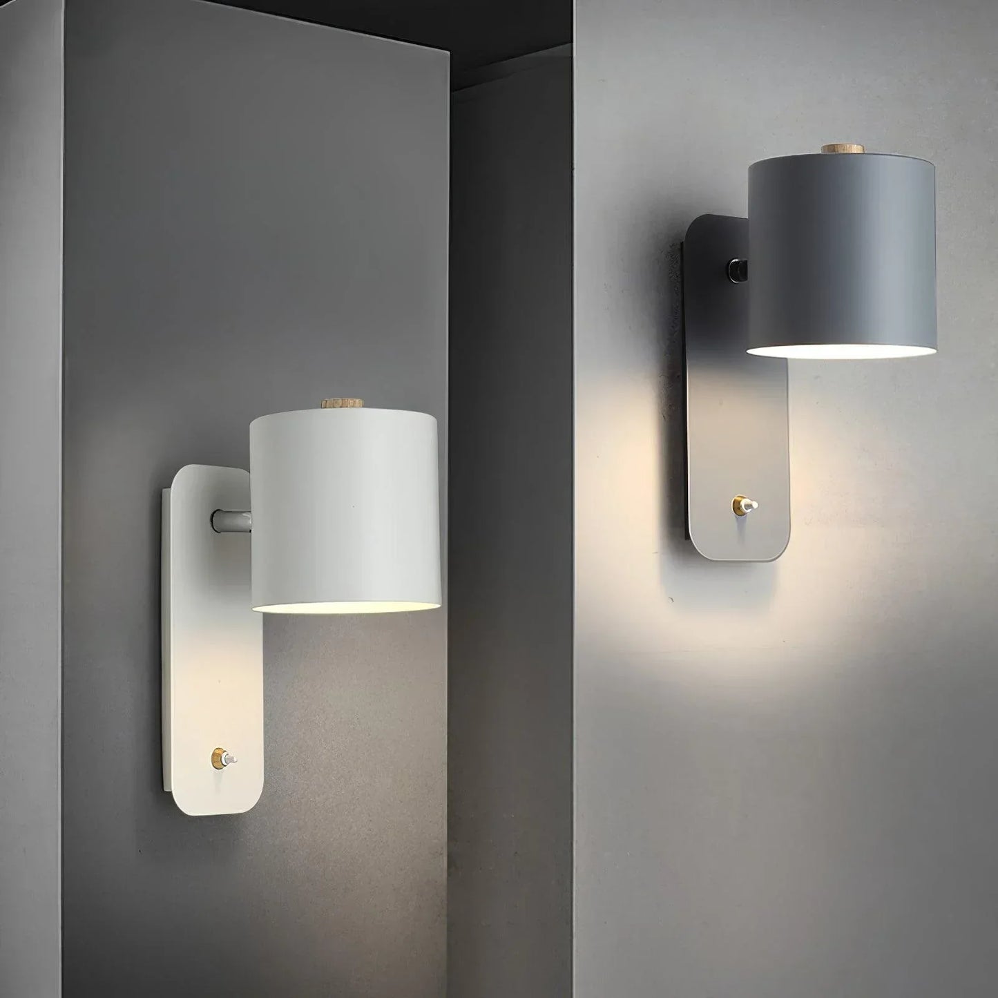 Simple Plug in Wall Light