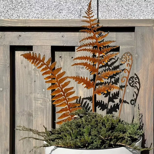 Rustic Metal Leaf Garden Decor Stake - Befez
