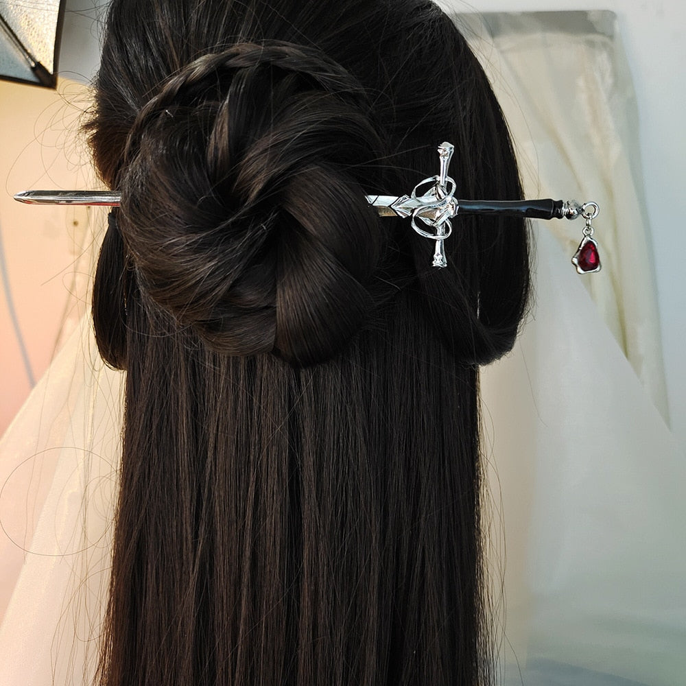 Regal Medieval Hair Sword Clip
