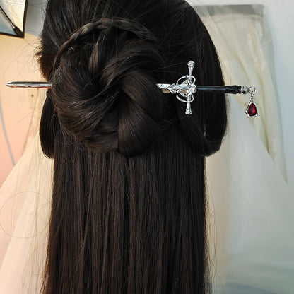 Regal Medieval Hair Sword Clip