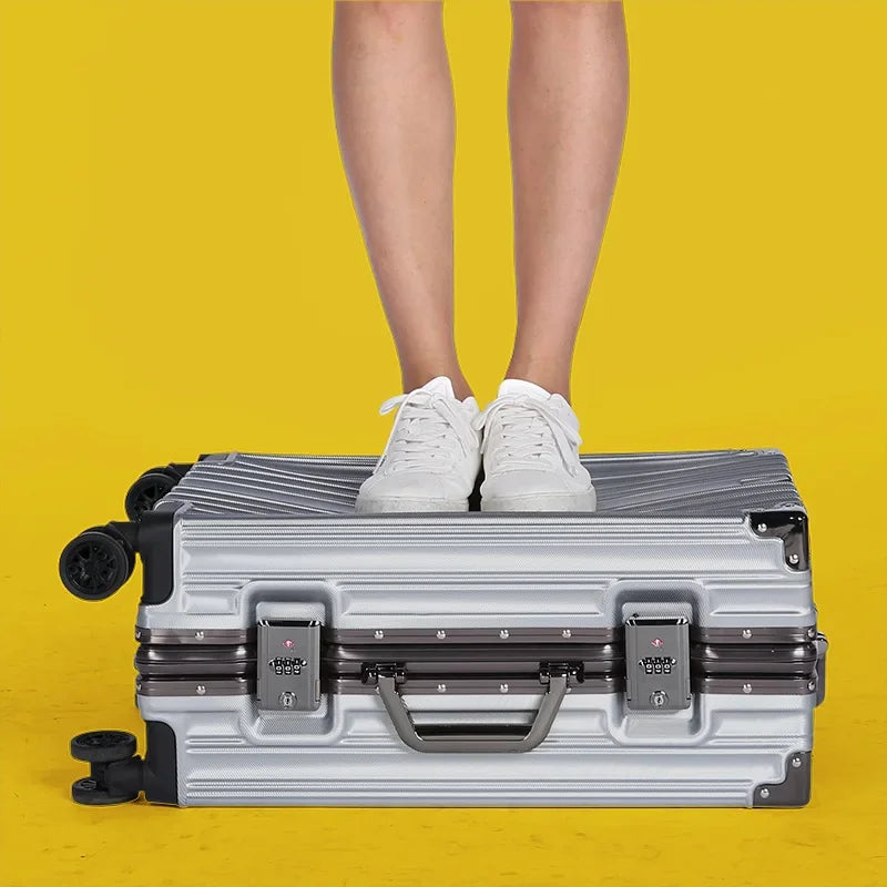 Durable Lightweight Hardside Luggage Case