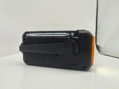 Portable FM AM Crisis Radio for Emergency News