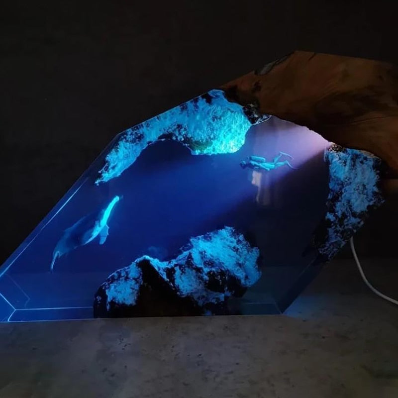 Ocean Blue Diving Man Table Lamp Decoration