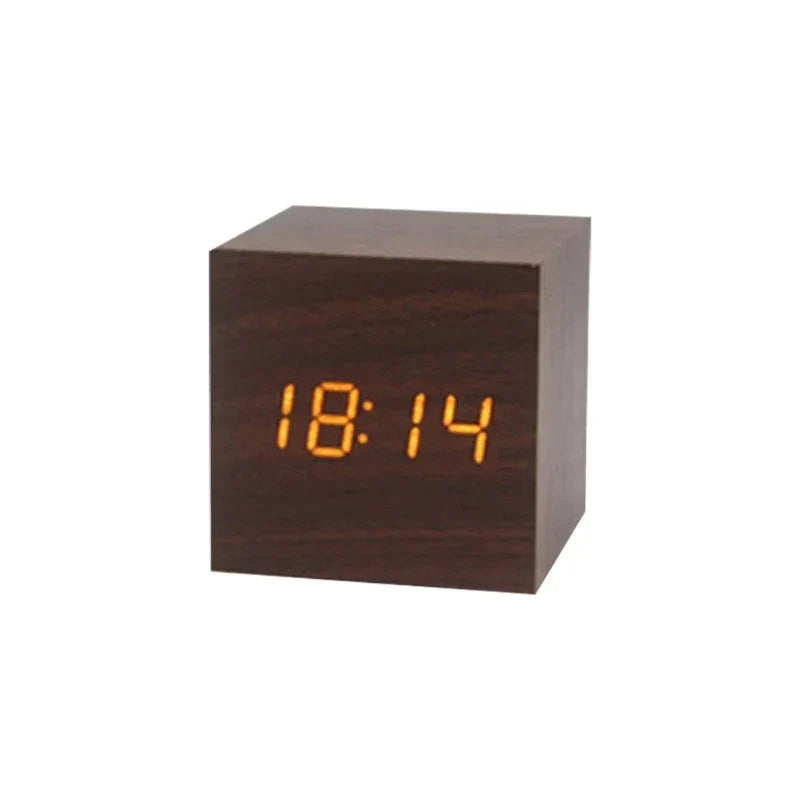 Simple Wooden Digital Alarm Clock with Temperature Display - Befez