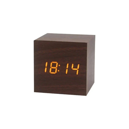 Simple Wooden Digital Alarm Clock with Temperature Display - Befez