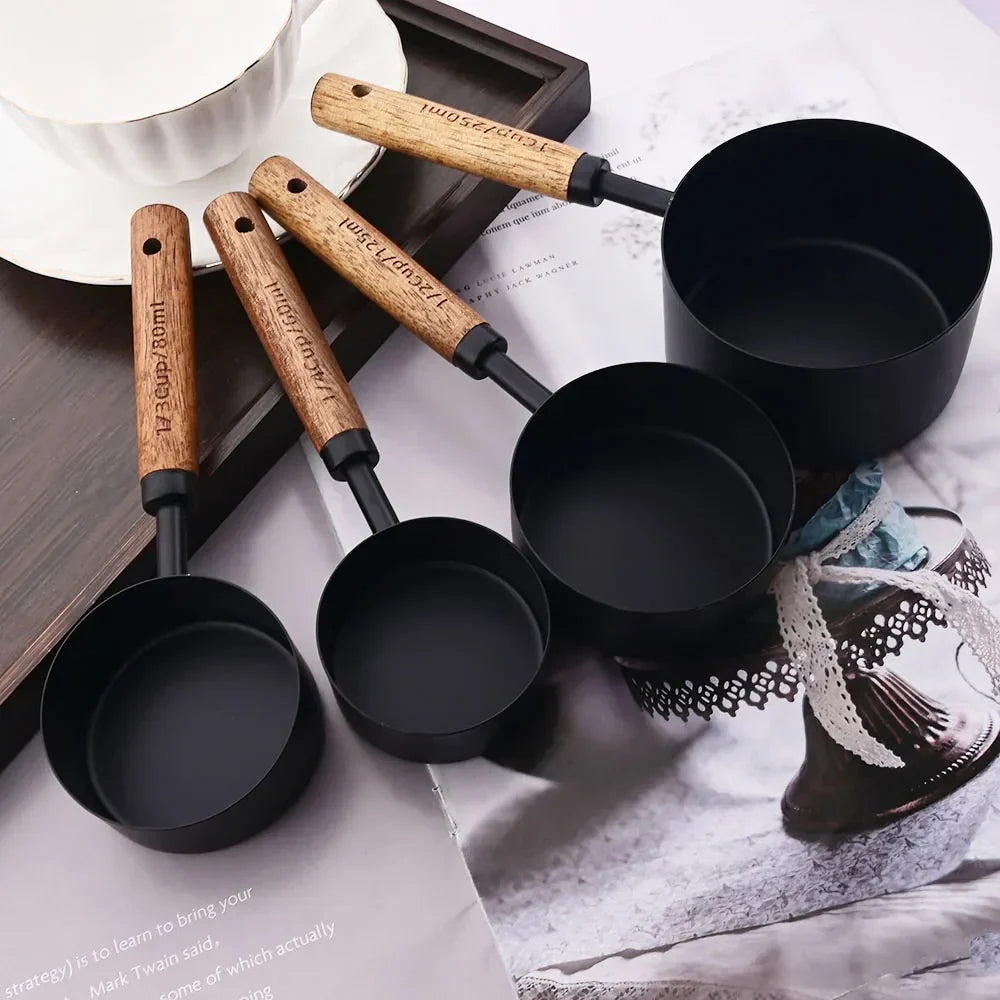 Accurate Kitchen Measuring Cups & Spoon Set