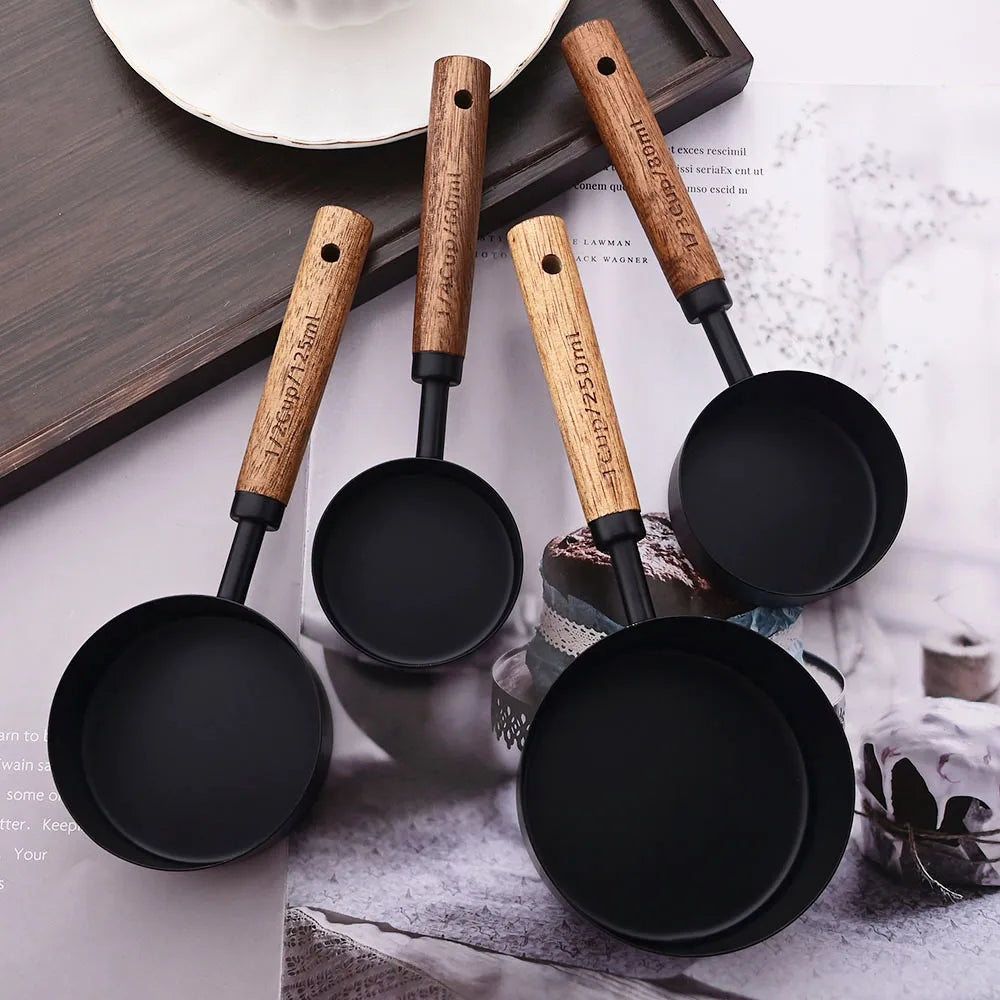 Accurate Kitchen Measuring Cups & Spoon Set