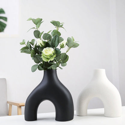 Simple Chic Circular Befez Table Lamp