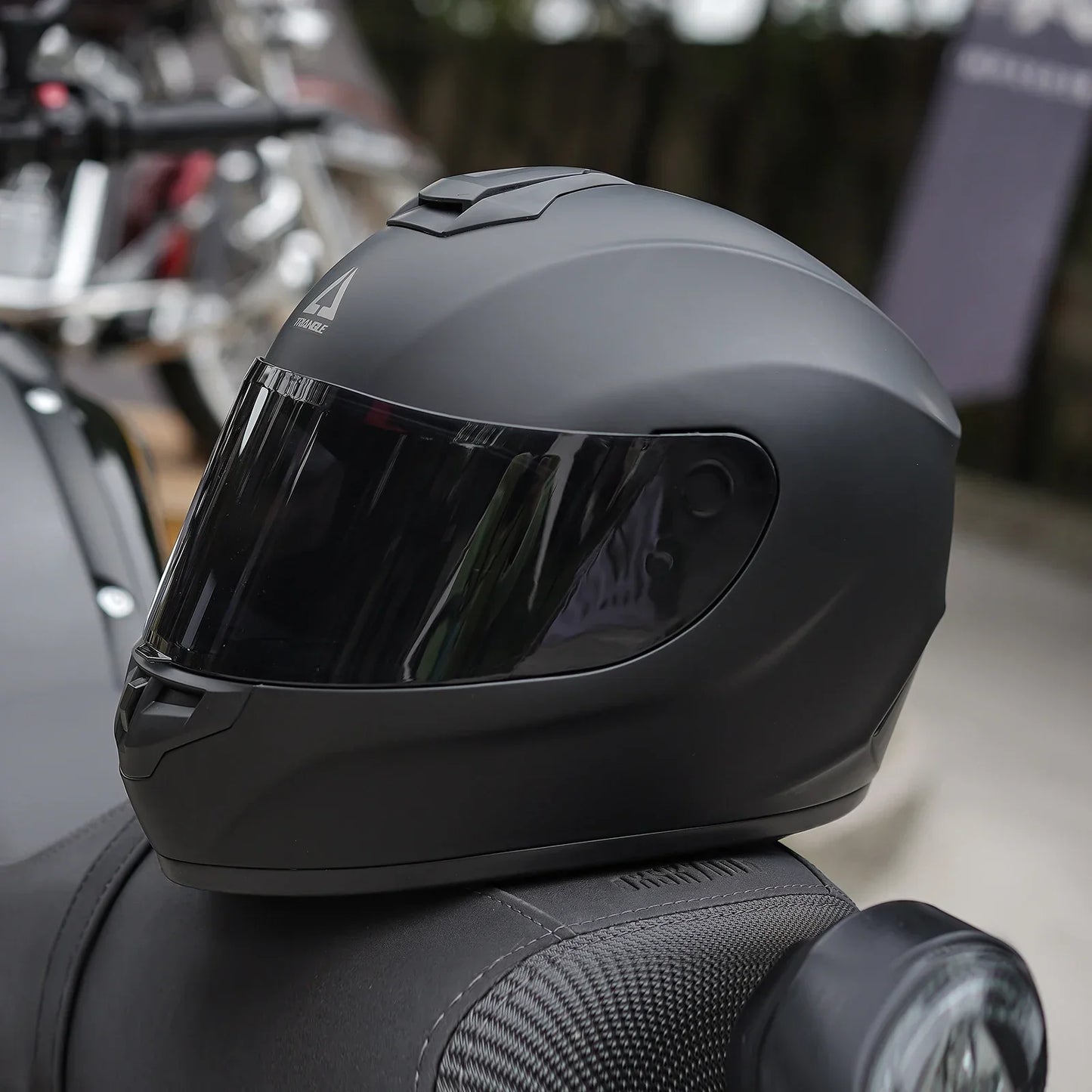 Befez | Premium Full Face Motorcycle Helmet with Clear Shield
