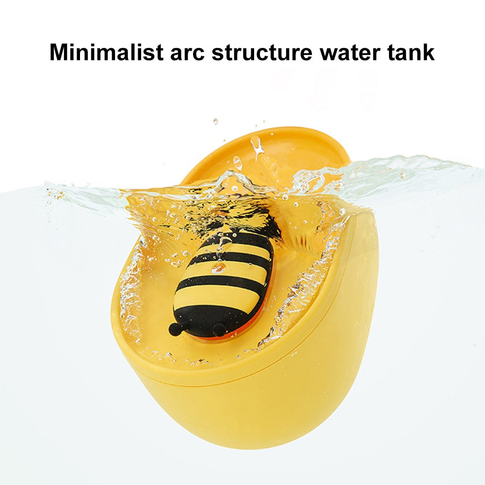 Clean Flowing Pet Water Dispenser