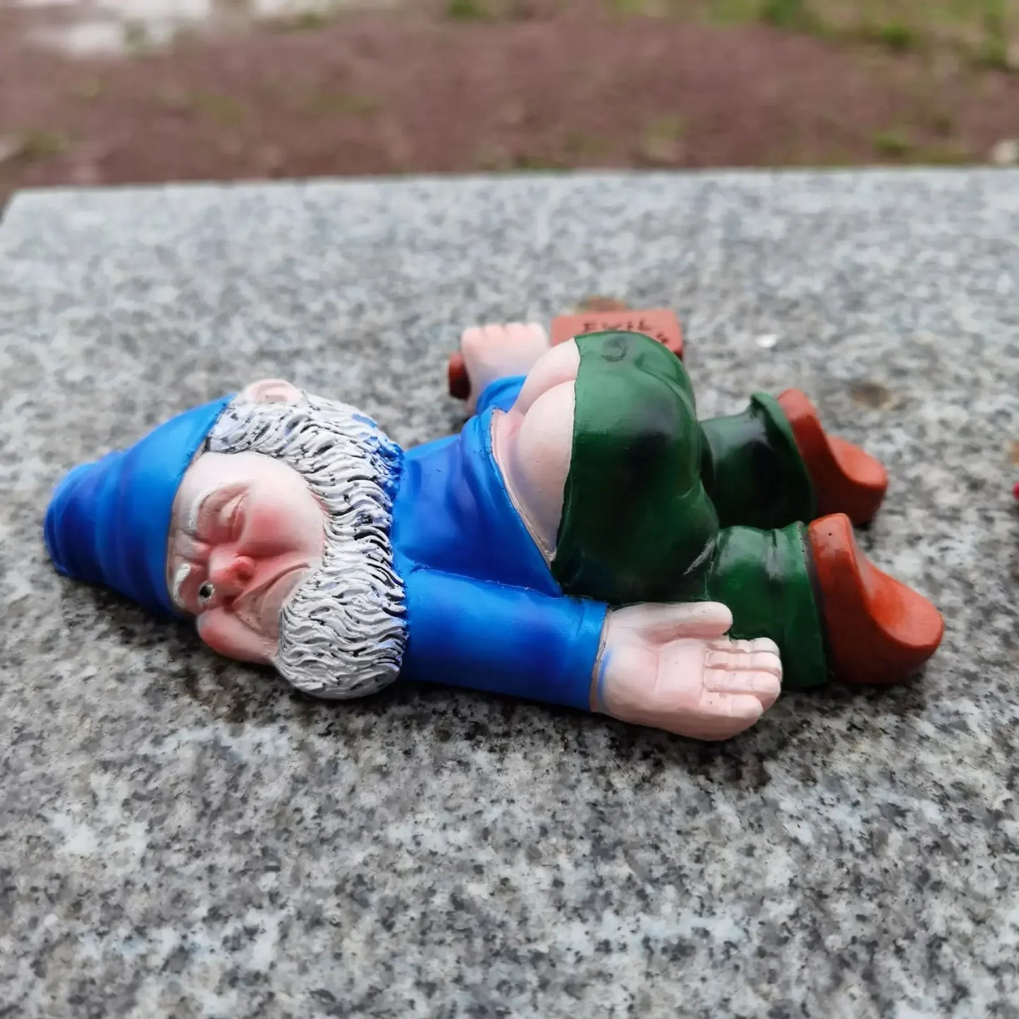 Funny Drunk Gnome Statue Weather Resistant Garden Decor - Befez