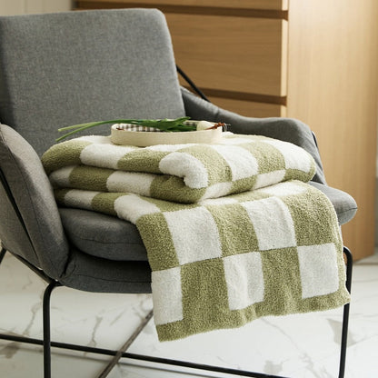 Vibrant Plaid Throw Blanket