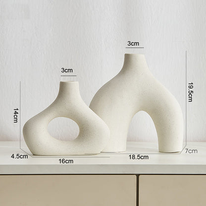 Simple Chic Circular Befez Table Lamp