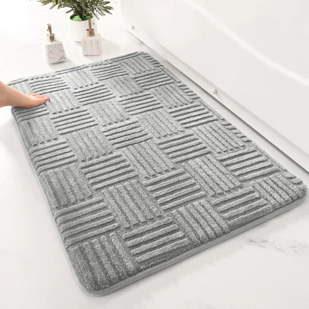 Plush Striped Anti-Slip Bathroom Mat with Soft Absorbency