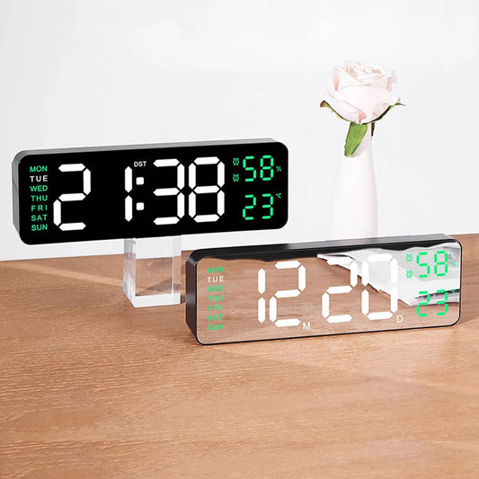 Compact Digital Clock with Alarm and Date - Befez