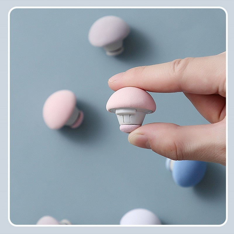Befez | Fun Fungi Bed Sheet Grip Clips