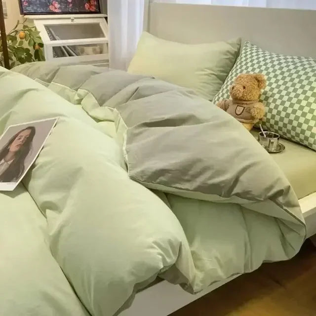 Soft Reversible Duvet Cover Set for Bed
