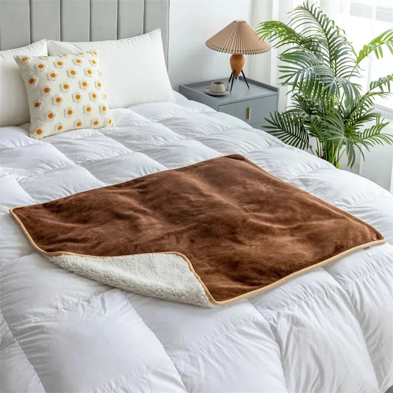 Waterproof Pet Blanket for Dogs and Cats