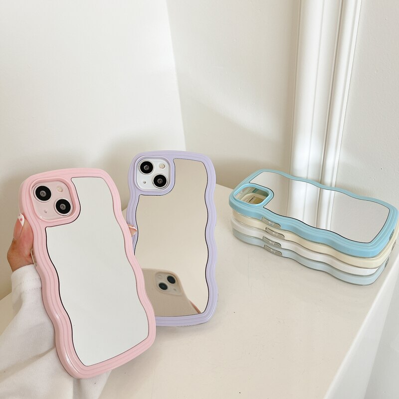 Befez | Curvy Cosmetic Phone Cover