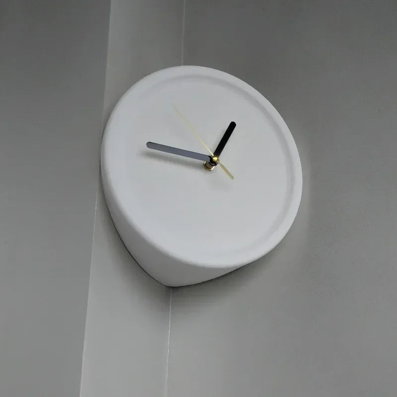 Quiet Modern Wall Clock No Drilling Needed