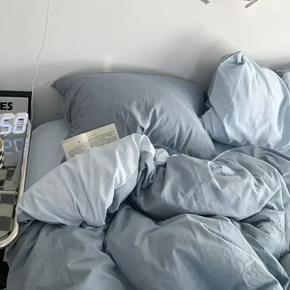 Soft Reversible Duvet Cover Set for Bed