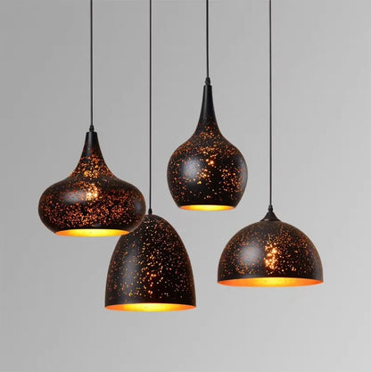 Rustic Metal Pendant Light in Classic Industrial Design