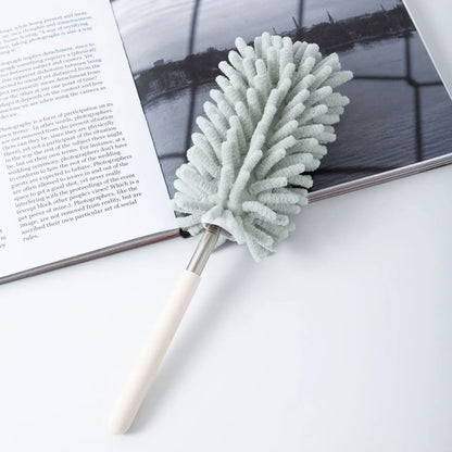 Long Reach Dusting Tool with Extendable Rod